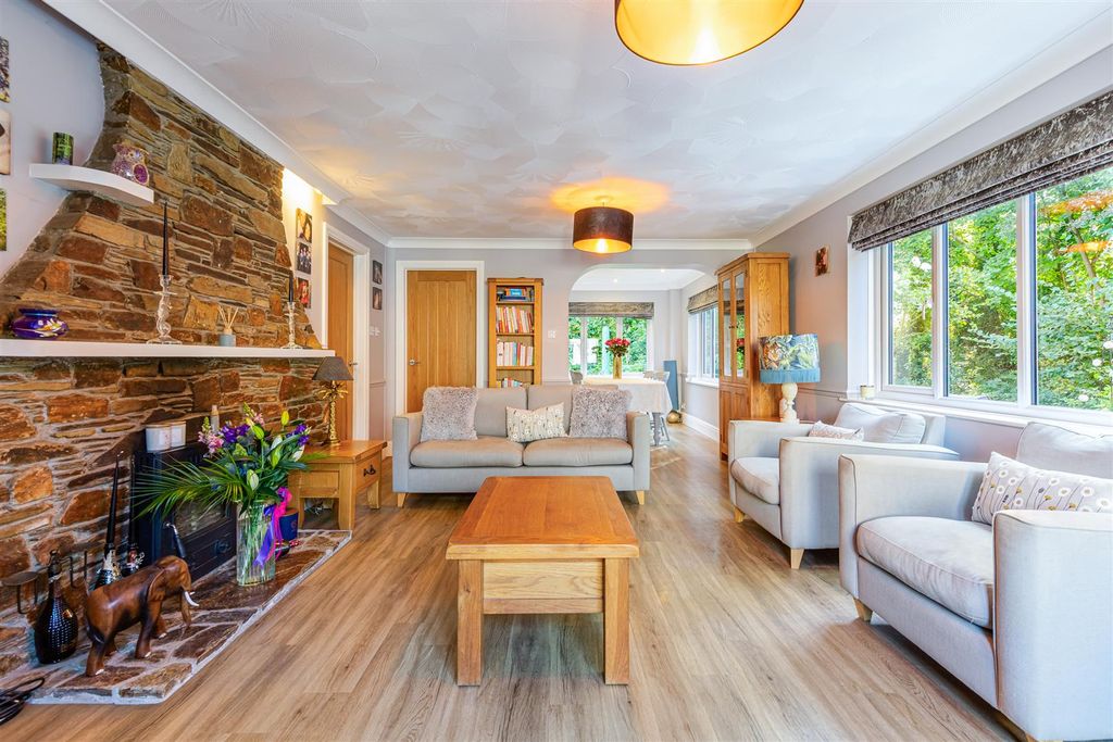 Property photo 2 of 20 A09 - Brook House Chillington Kingsbridge - 250926