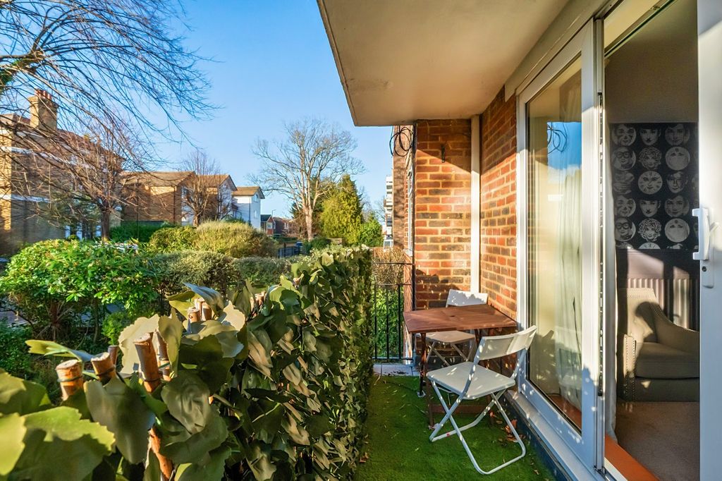 Property photo 2 of 18 Picture No. 05