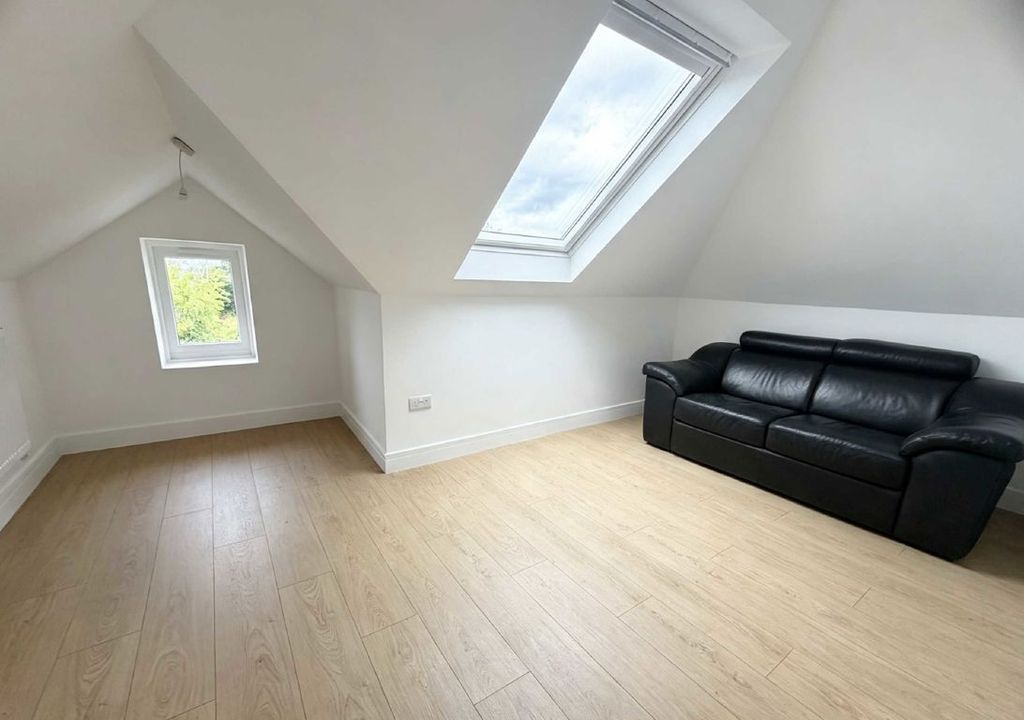 Property photo 1 of 4
