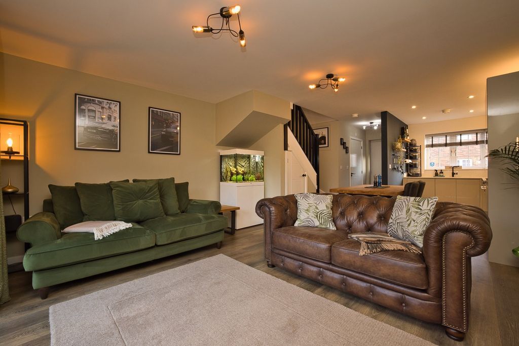 Property photo 2 of 15 Picture 2