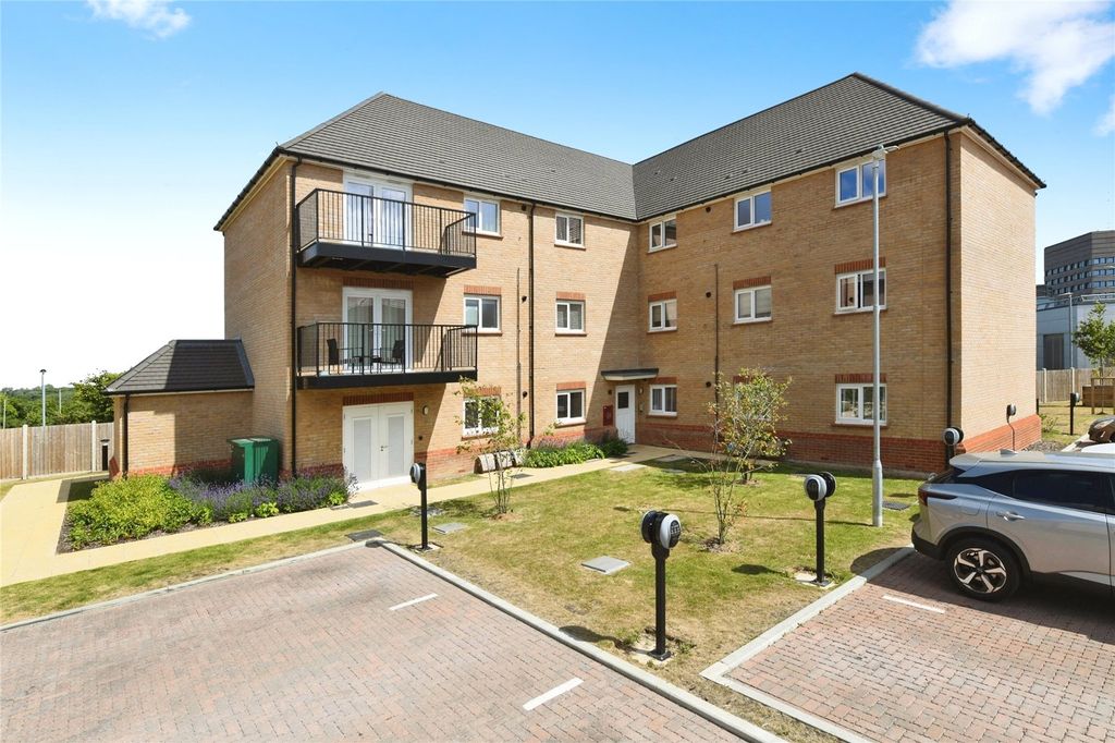 Property photo 1 of 21 Picture No. 27