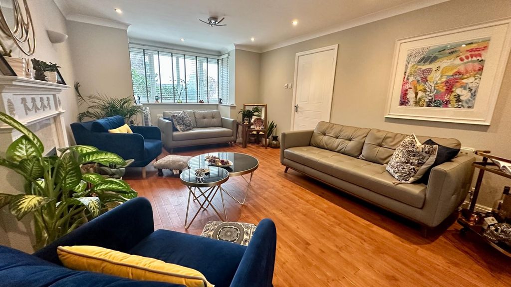 Property photo 2 of 13 Img_1040.Jpg