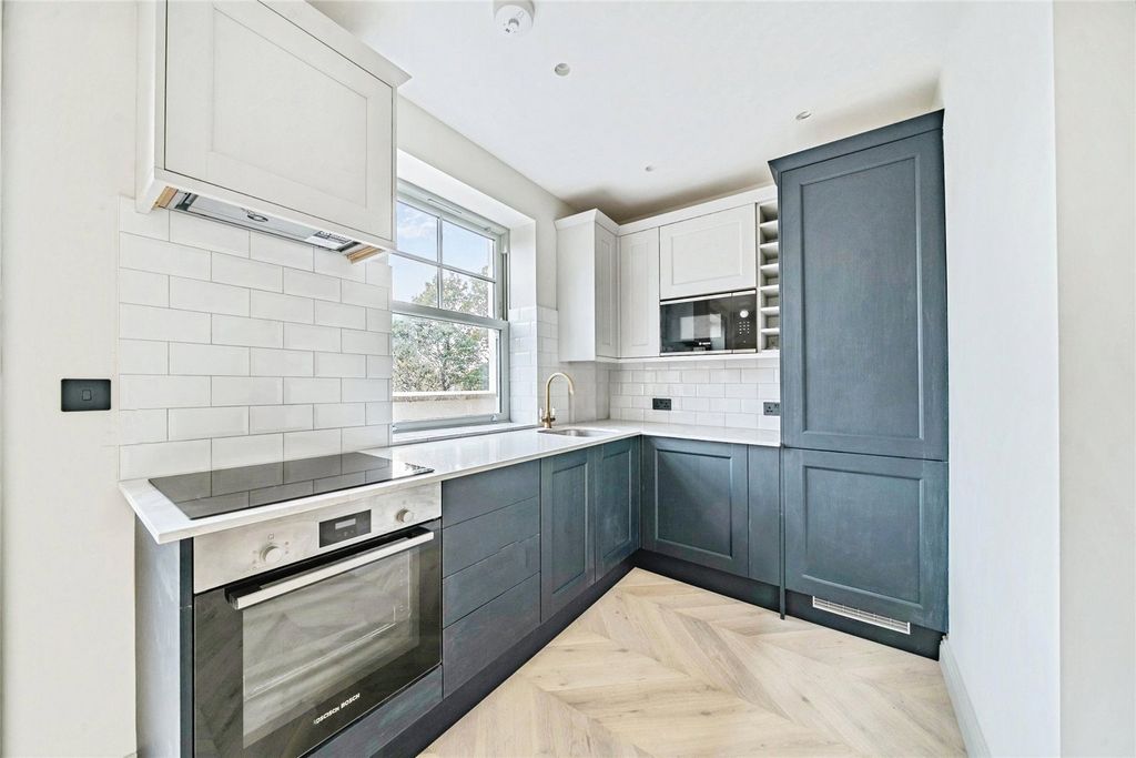 Property photo 3 of 10 Picture No. 31