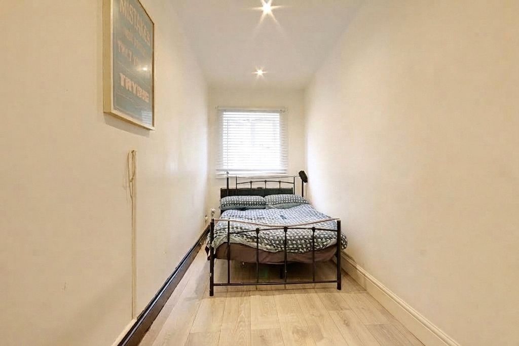Property photo 3 of 17 Picture No. 29