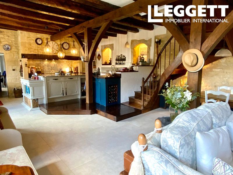 Property photo 2 of 10