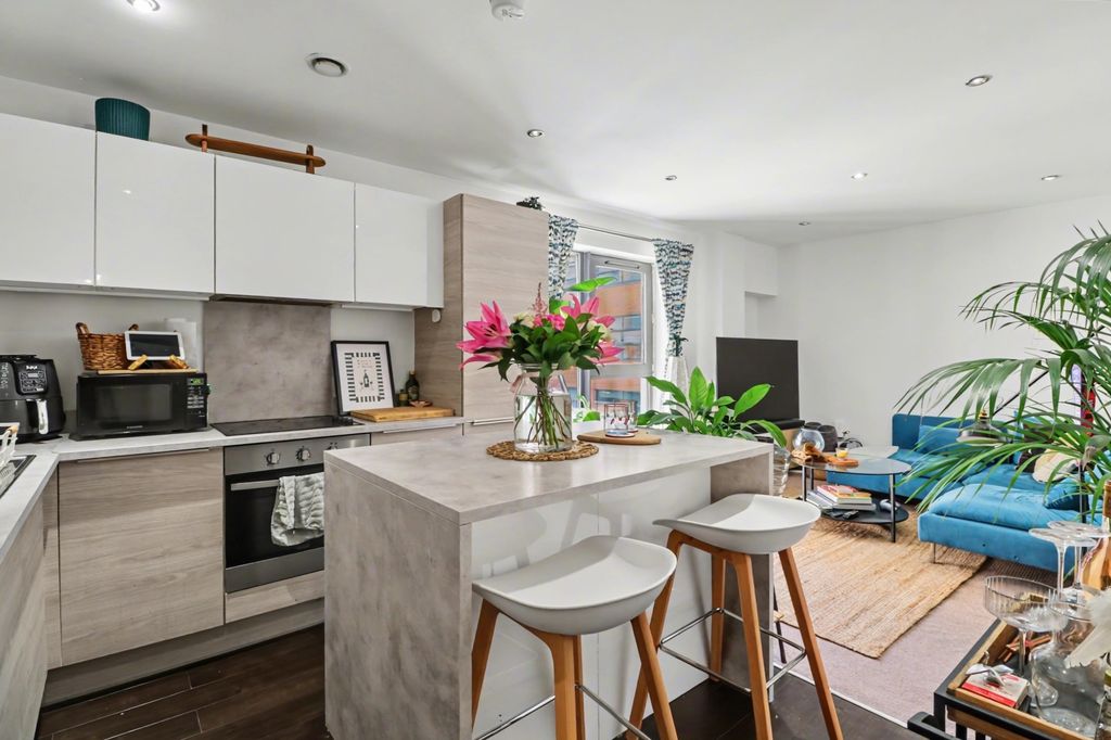 Property photo 1 of 10 Img_3169