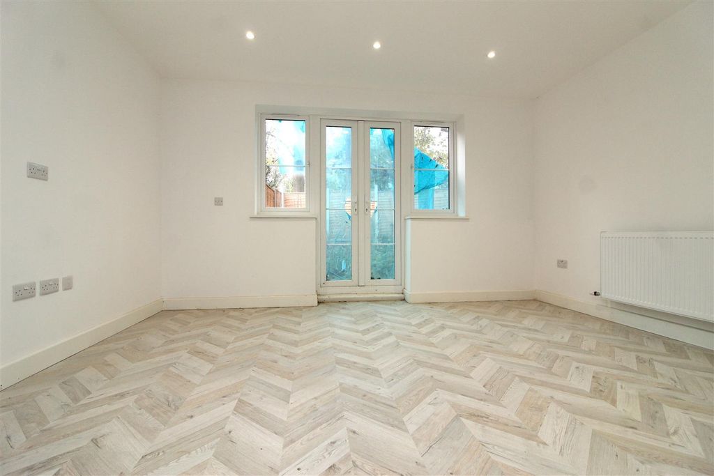 Property photo 3 of 10 Img_6783.Jpg