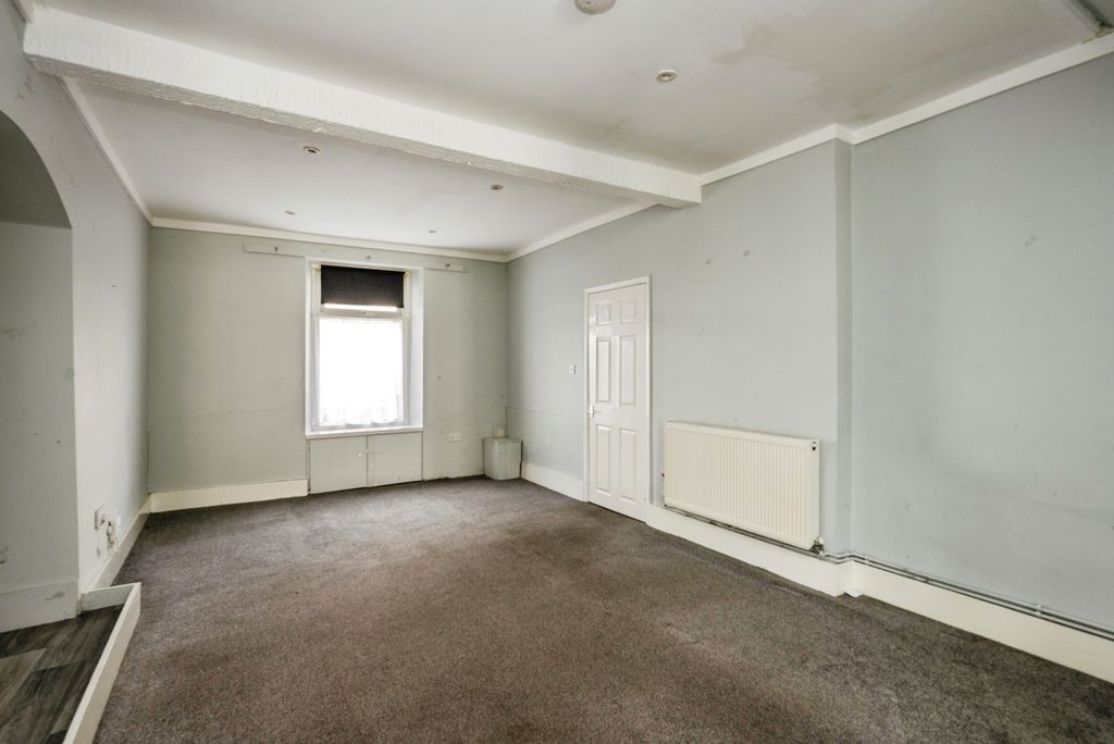 Property photo 3 of 16 Pbox-Img.Jpg