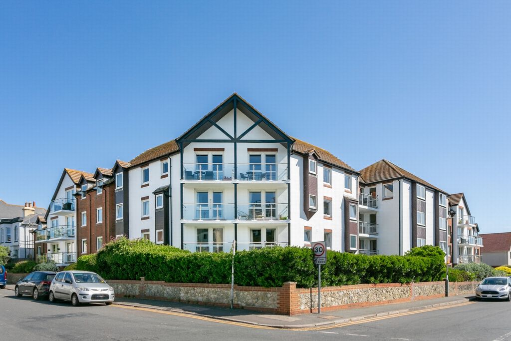 Property photo 1 of 15 Front