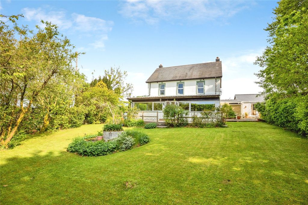 Property photo 1 of 37 Picture No. 47