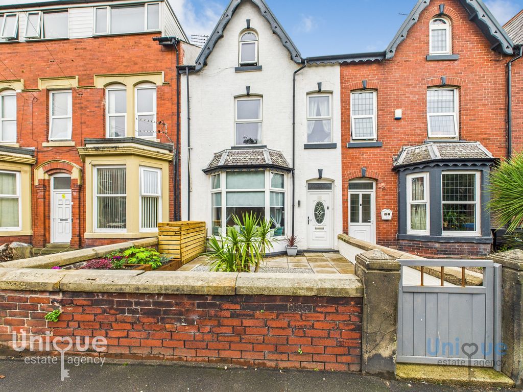 Property photo 1 of 29