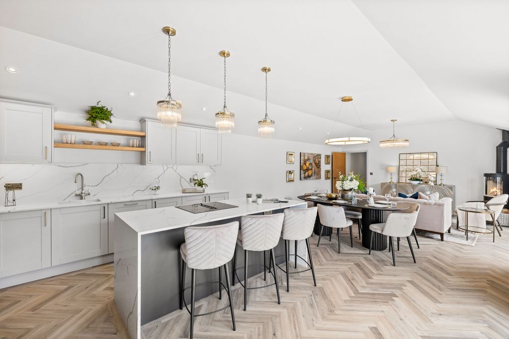 Property photo 3 of 24 Image1-23.Jpg