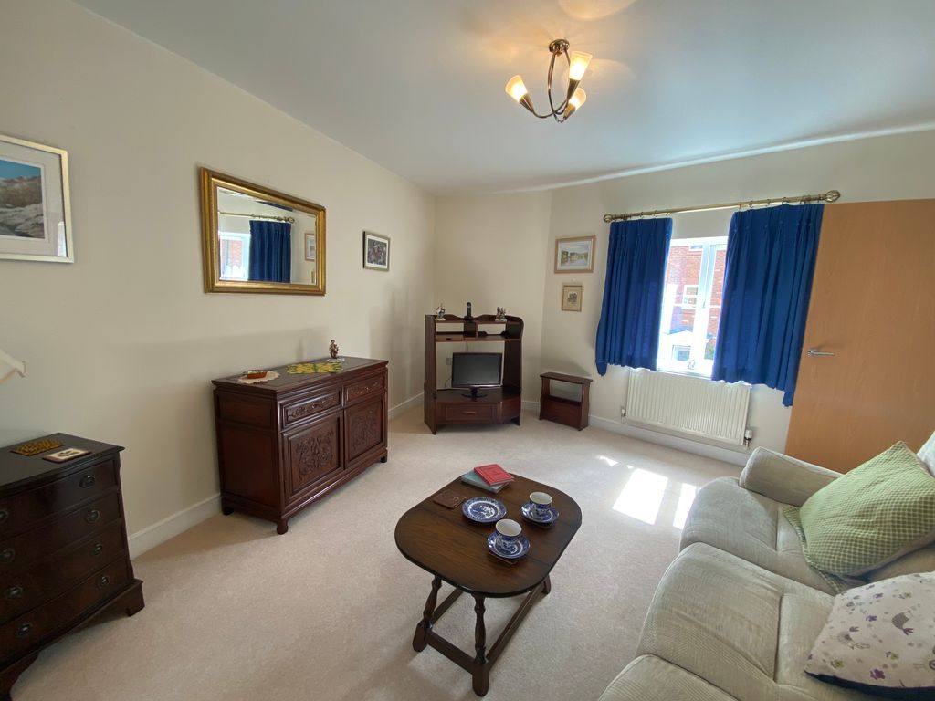 Property photo 2 of 13