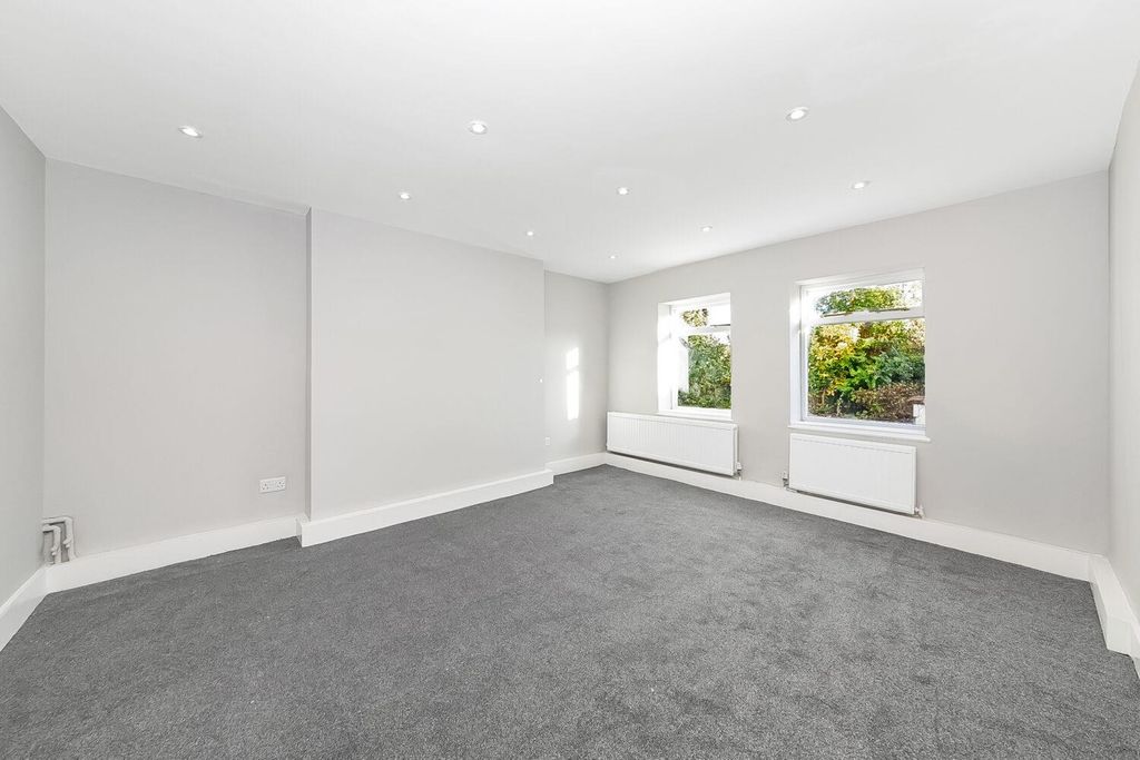 Property photo 3 of 10 Img_3509-1-1500x1000.Jpg