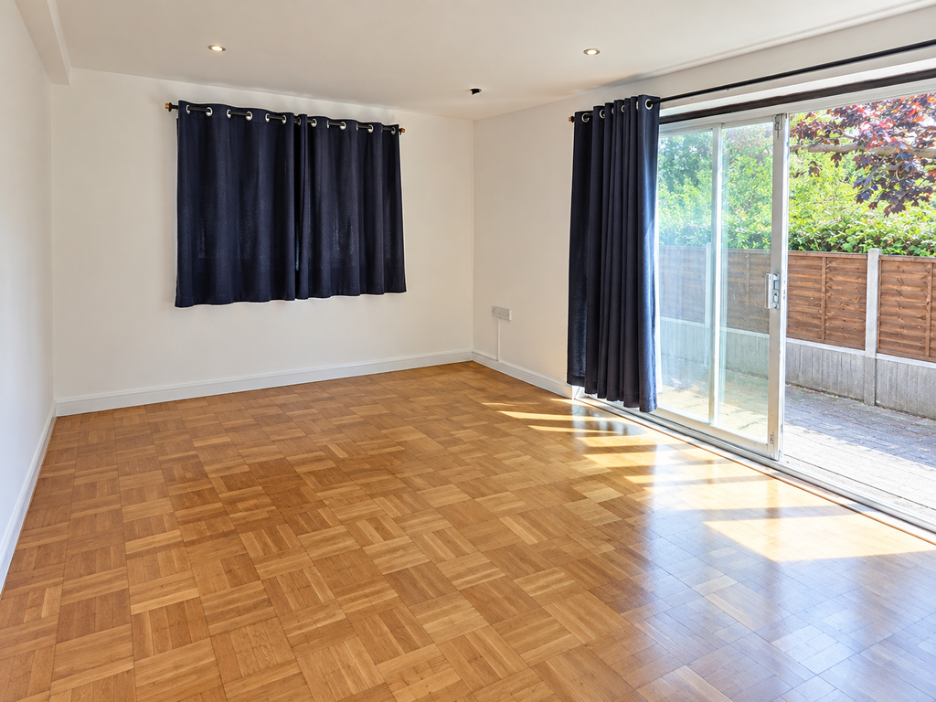 Property photo 1 of 4 5Af1Ea5A-B857-4c8c-B879-Eb4254A2ce75.Jpeg