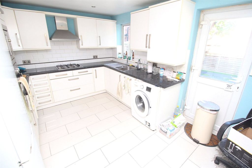 Property photo 3 of 9 Picture No. 08