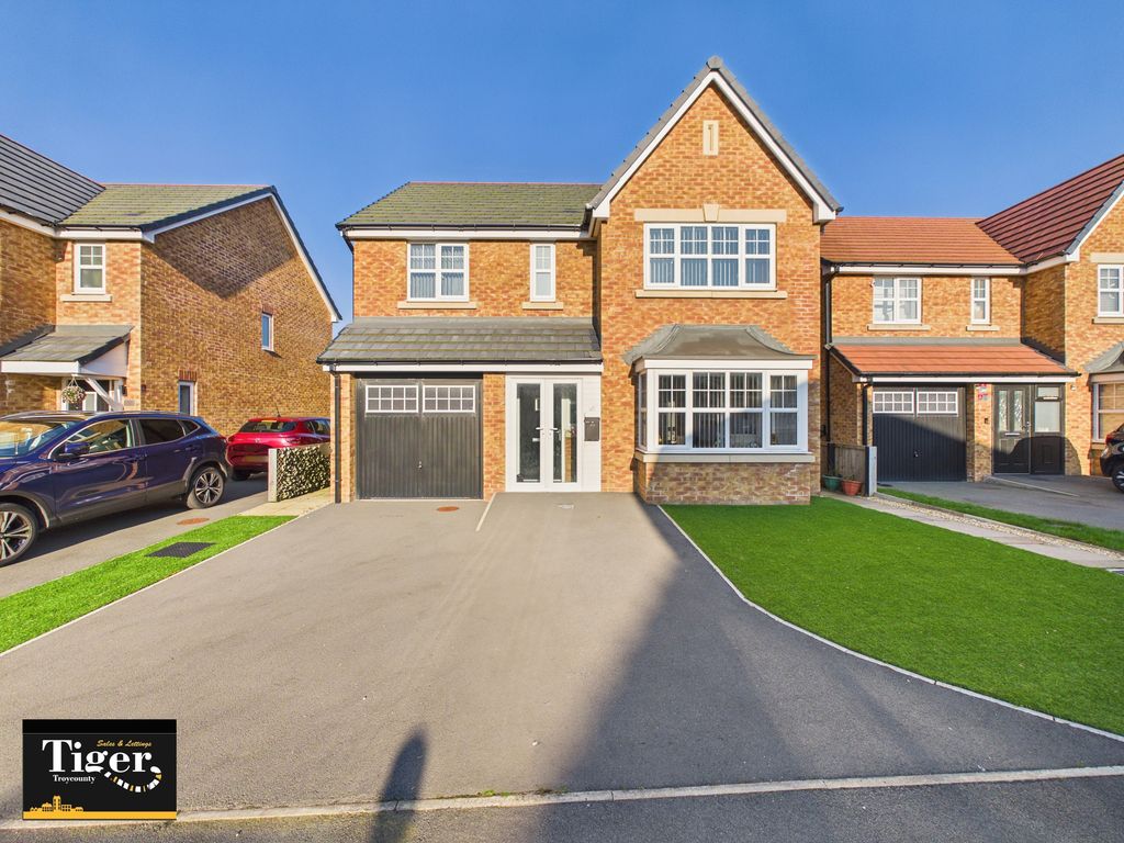 Property photo 1 of 30 Cam03440G0-Pr0552-Still035