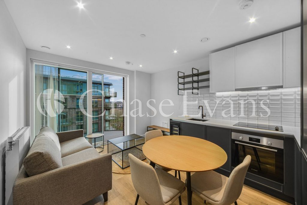 Property photo 1 of 17 Living