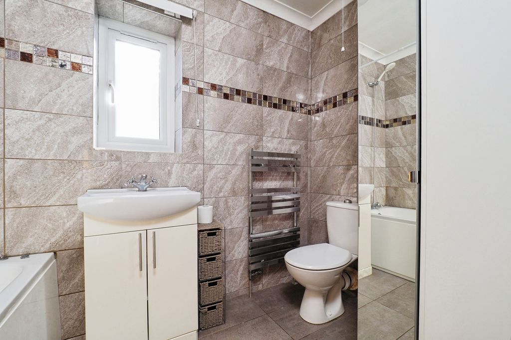 Property photo 3 of 18 Pbox-Img.Jpg