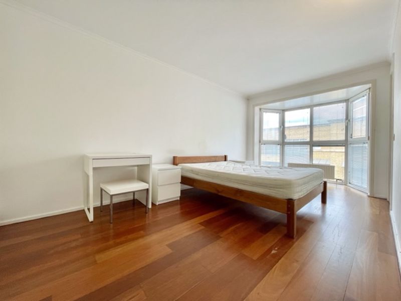 Property photo 3 of 14 Photo 11