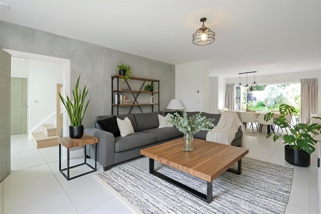 Property photo 3 of 12 Living Room