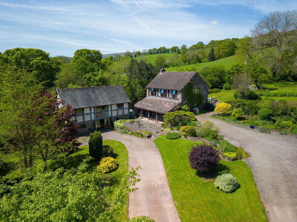 Property photo 1 of 63