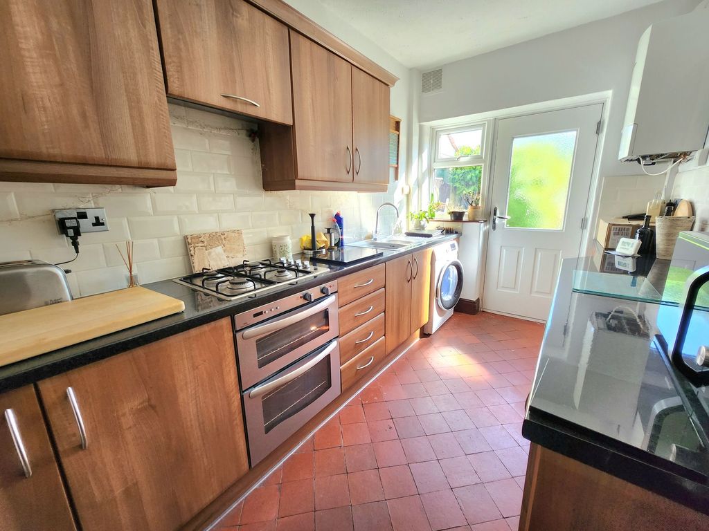 Property photo 3 of 15