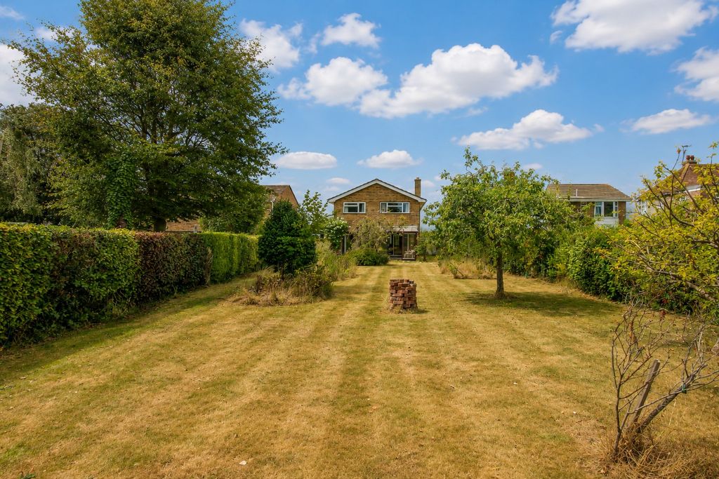 Property photo 3 of 43