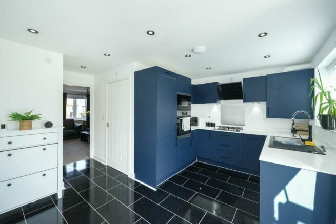 Property photo 3 of 27 Kitchen