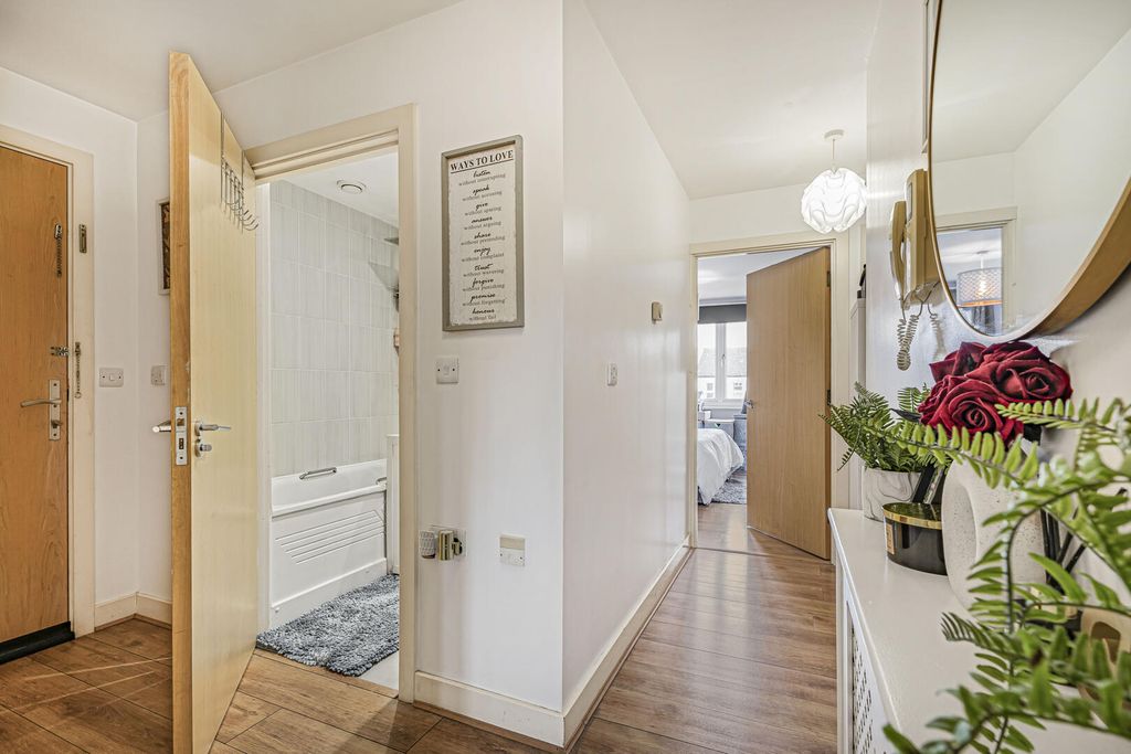 Property photo 2 of 26 Hallway