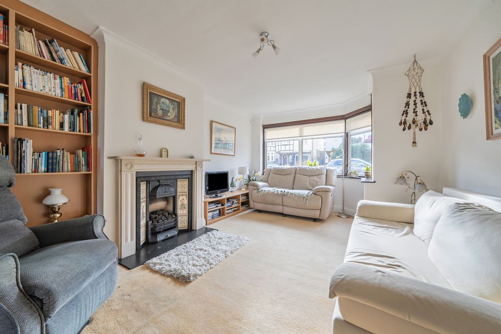 Property photo 2 of 16