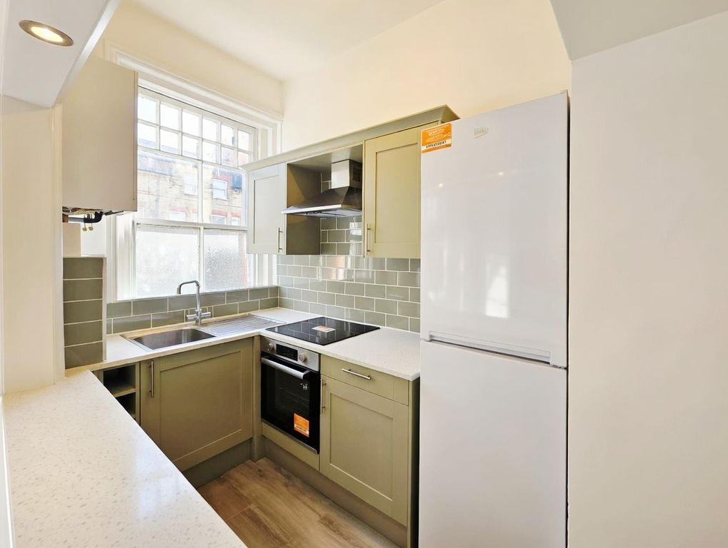 Property photo 3 of 7 Photo 2