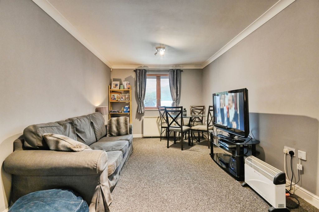 Property photo 2 of 15