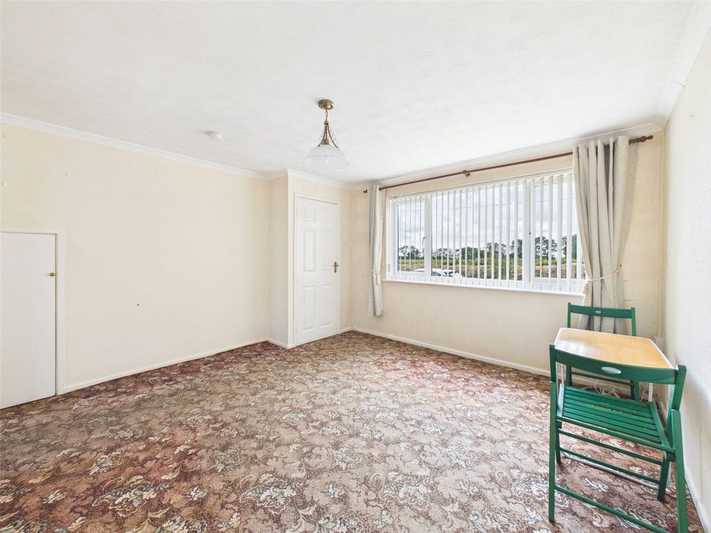 Property photo 3 of 18 Picture No. 03