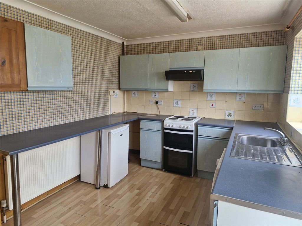 Property photo 3 of 21 Picture No. 06
