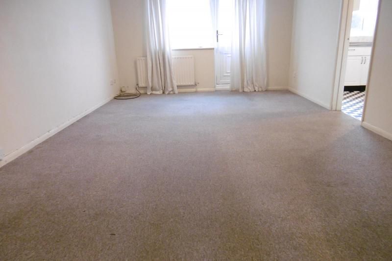 Property photo 2 of 5 Lounge