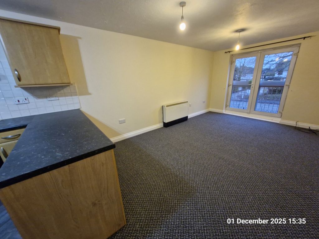 Property photo 3 of 13 20251201_153515