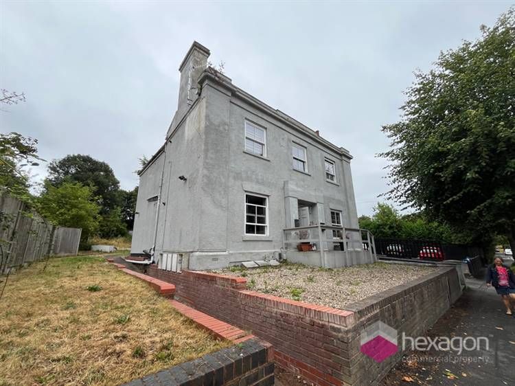 Property photo 1 of 7