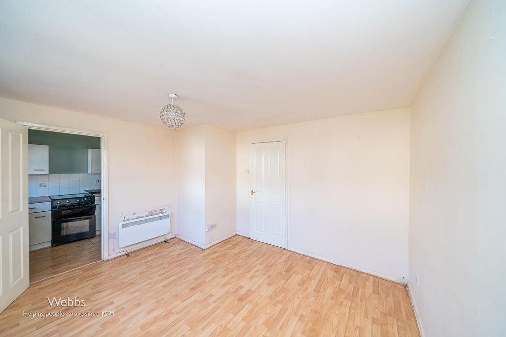 Property photo 2 of 15 Â© Webbs Estate Agents Â© (265 Of 340).Jpg