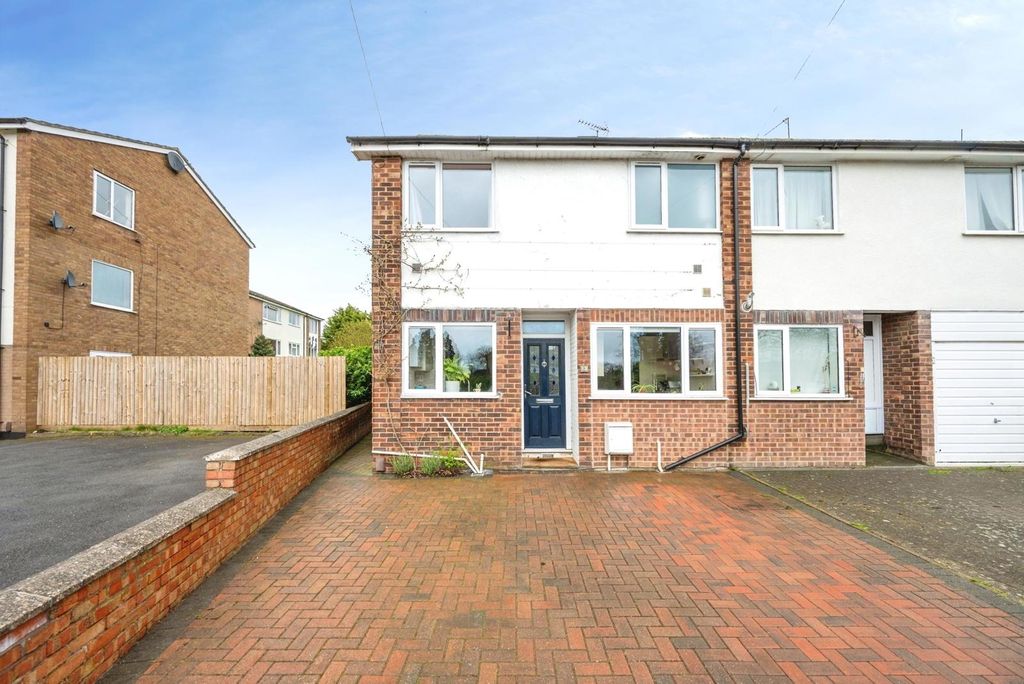 Property photo 1 of 18 Front