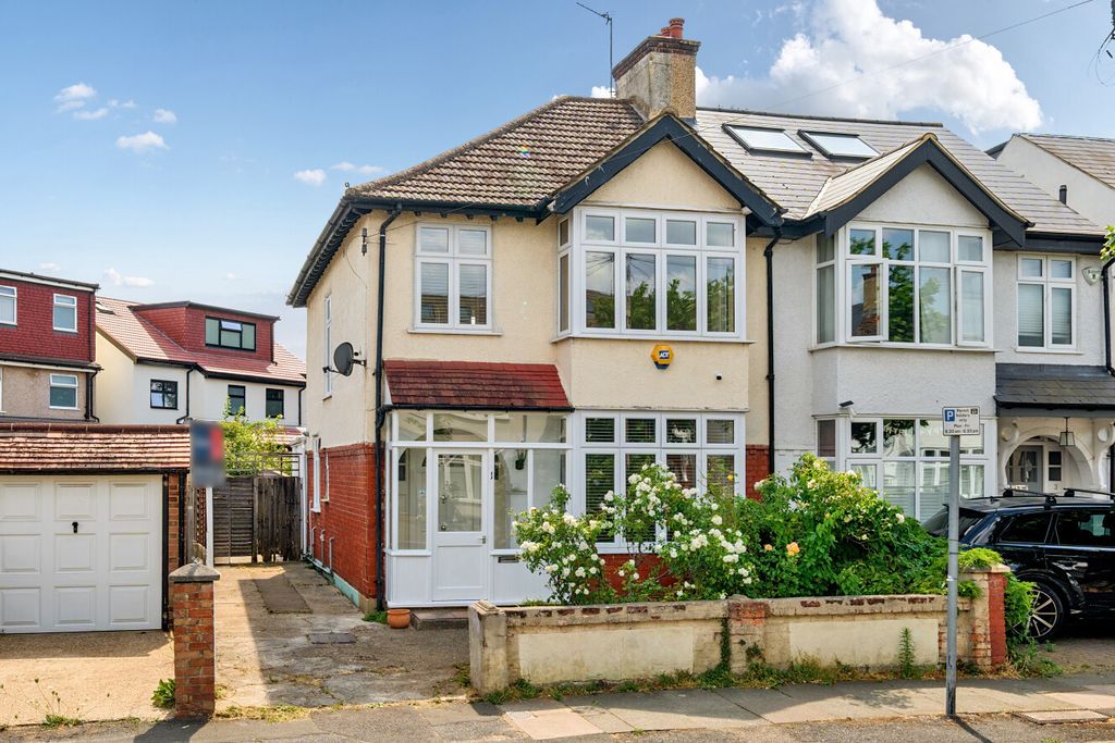 Property photo 1 of 13 1-6A5924ba912F5-1...