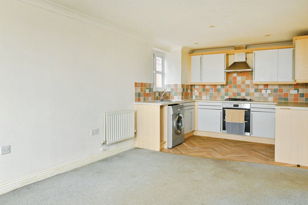 Property photo 2 of 16