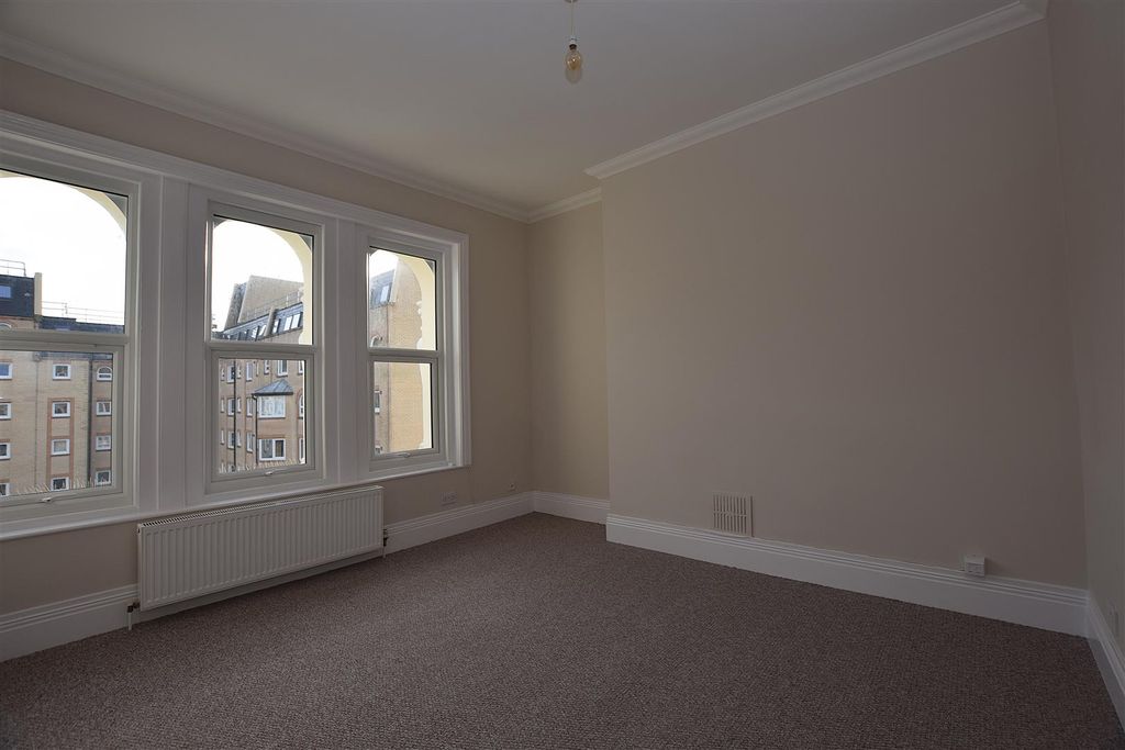 Property photo 2 of 6 Dsc_0166.Jpg