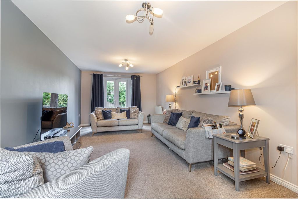 Property photo 2 of 27 Living-Room-2.Jpg