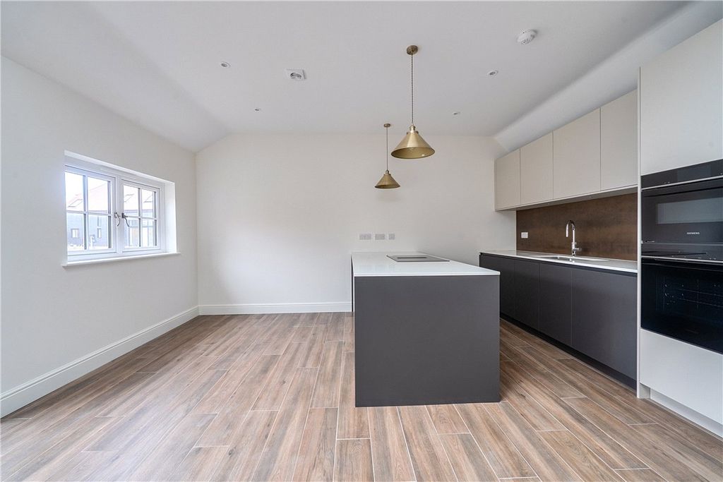 Property photo 3 of 13 Picture No. 09