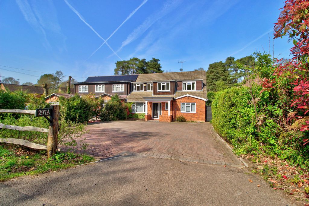 Property photo 1 of 23