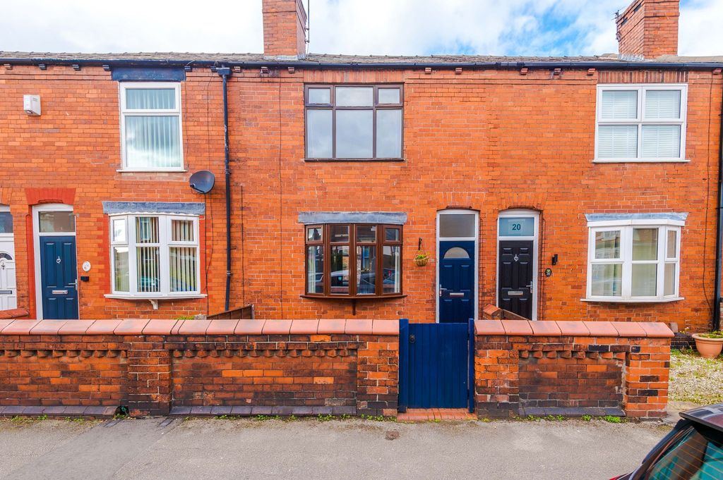 Property photo 1 of 27