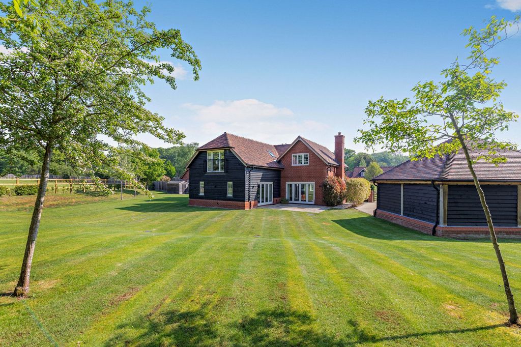 Additional image 5 of 5 bed detached house for saleThe Shires, Littlewick Green, Berkshire SL6