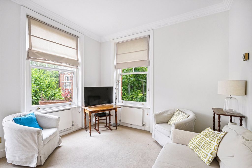 Property photo 2 of 12