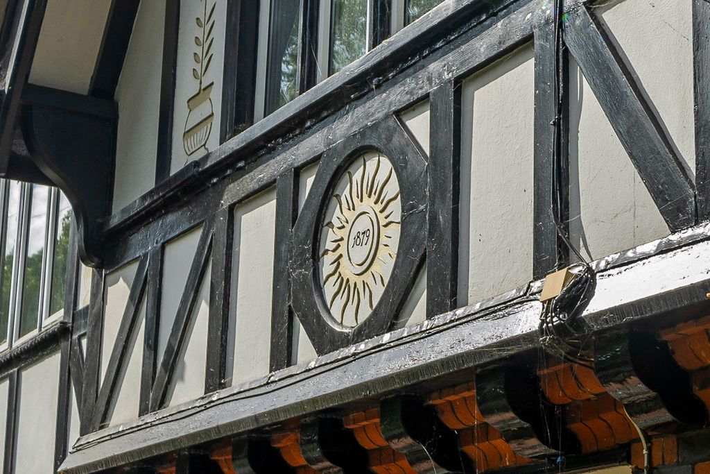 Property photo 3 of 25